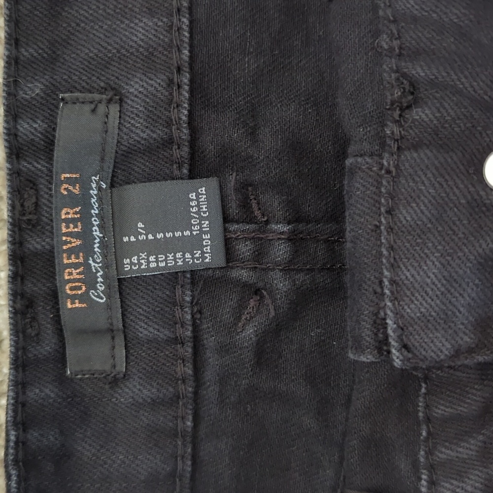 Forever 21 Black Denim Button-Front Skirt Size S - Picture 2 of 7